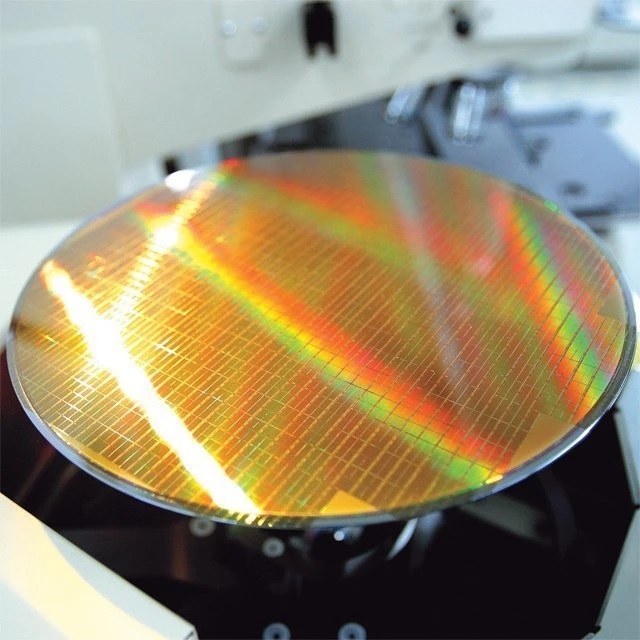 سطح پولیش شده با مواد دیسپرس شده با التراسونیک